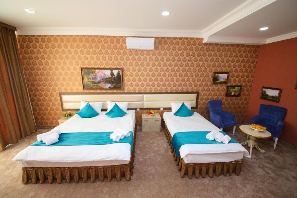 Hotel Globus ทาชเคนต์ ภายนอก รูปภาพ