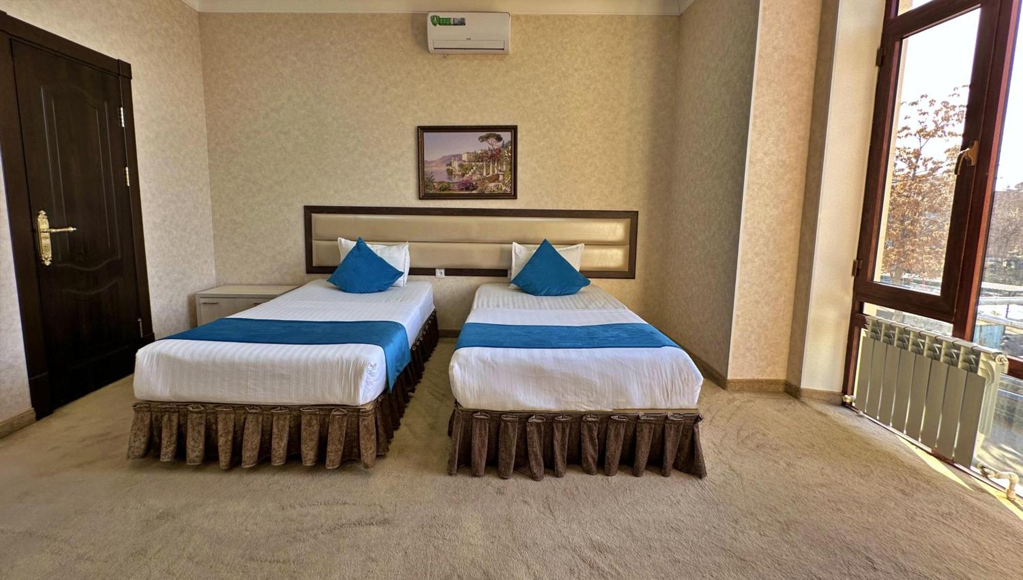Hotel Globus ทาชเคนต์ ภายนอก รูปภาพ